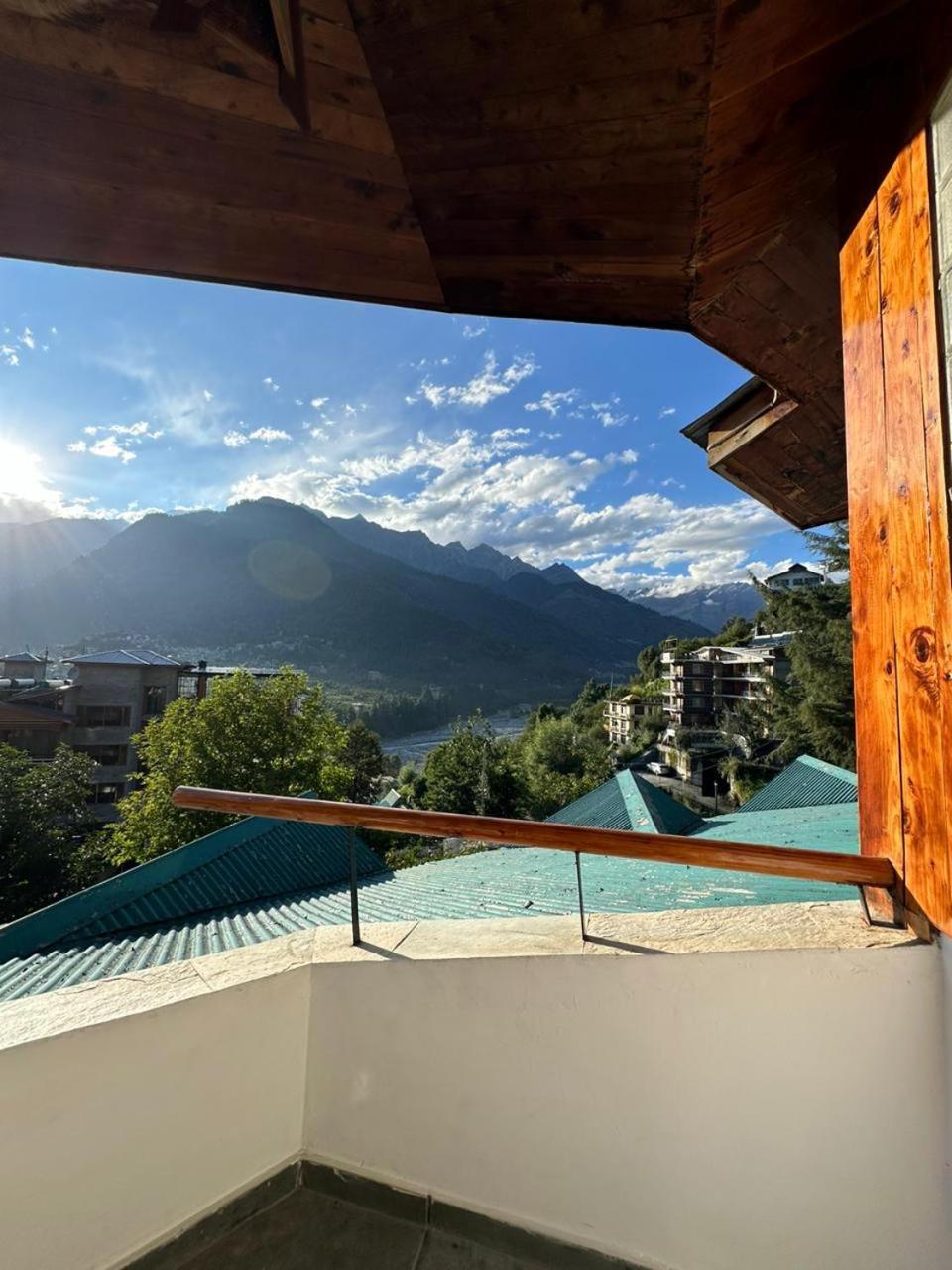 Manuallaya The Resort & Spa Manāli Exteriér fotografie