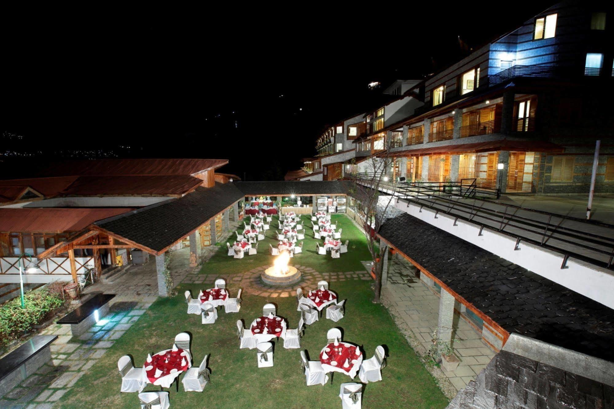 Manuallaya The Resort & Spa Manāli Exteriér fotografie